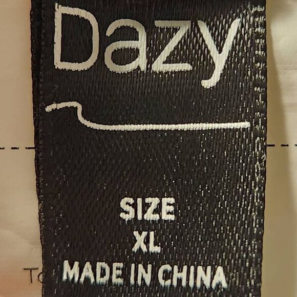 Dazy soft thick sweater gray white black Size XL - Picture 3 of 5